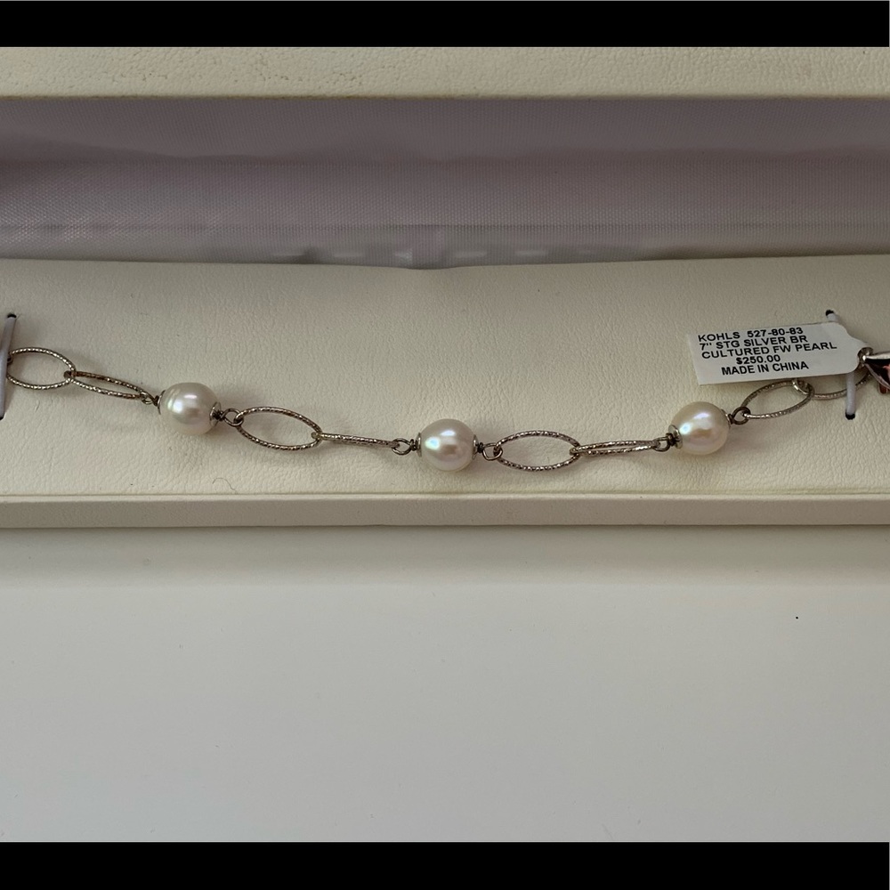 7in Sterling Silver Pearl Bracelet